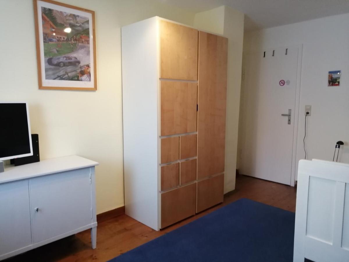 Apartment & Zimmer Familie Trescher ทือบิงเงิน ภายนอก รูปภาพ