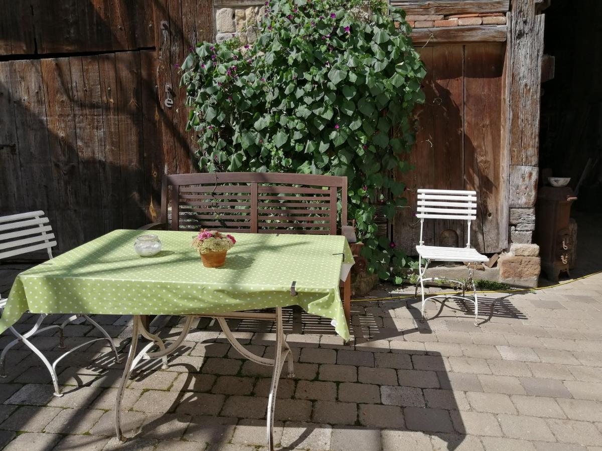 Apartment & Zimmer Familie Trescher ทือบิงเงิน ภายนอก รูปภาพ