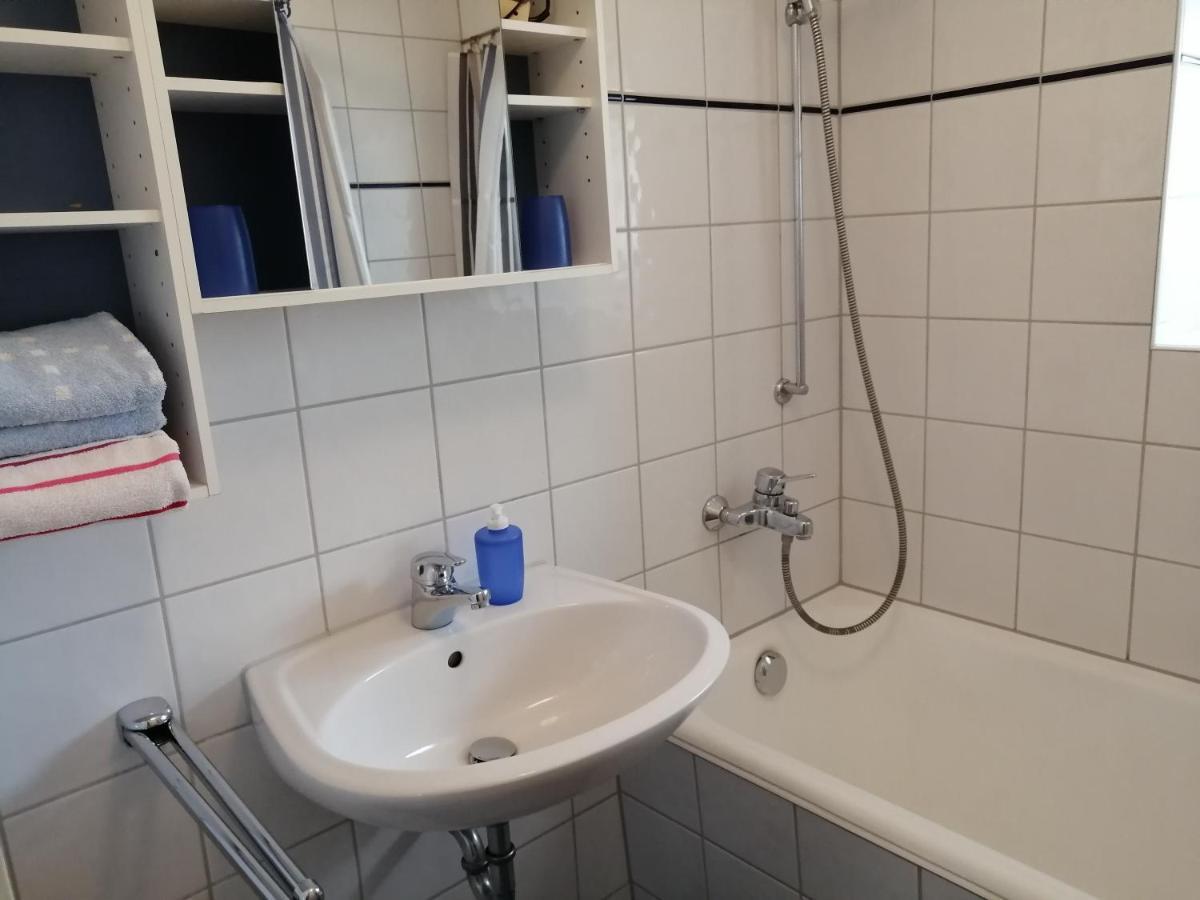 Apartment & Zimmer Familie Trescher ทือบิงเงิน ภายนอก รูปภาพ